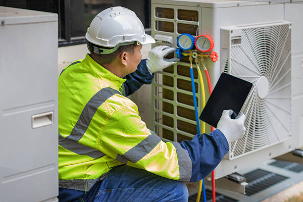 Professional Hvac technician working in Houston, TX